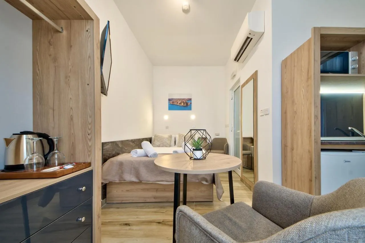 Tritoni Mini Studios - Valletta Floriana Apartament