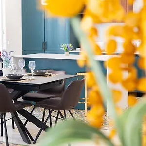 Florette Suite Designer Finish With Stunning Lounge Terrace By Arcobnb Il-Furjana